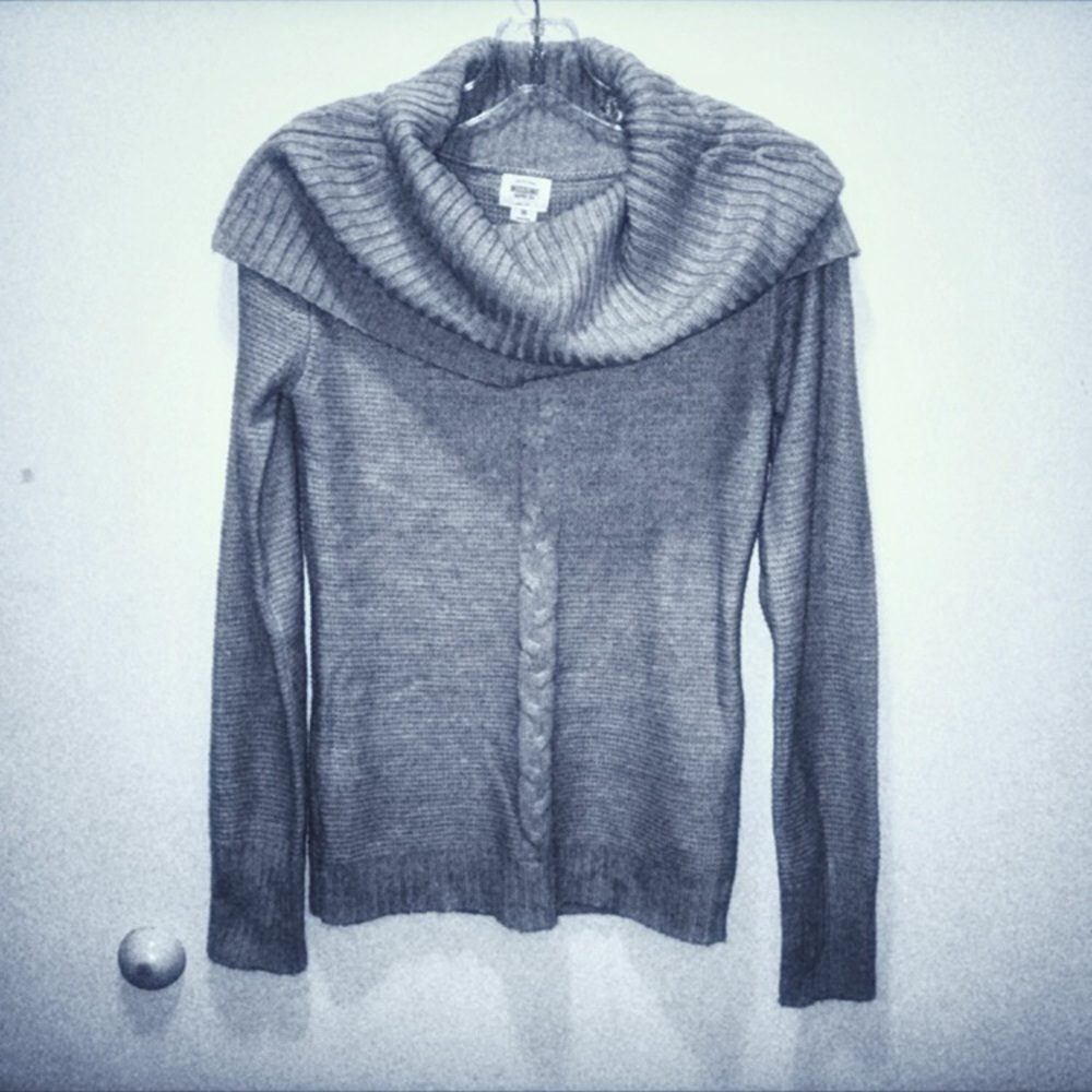 2/$30 Mossimo size s grey cowl neck sweater fisherman knit style classic s